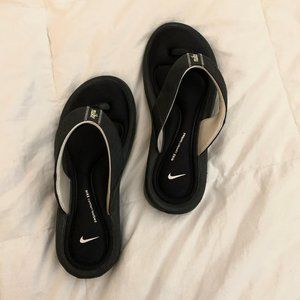 Nike Memory Form Sandals
